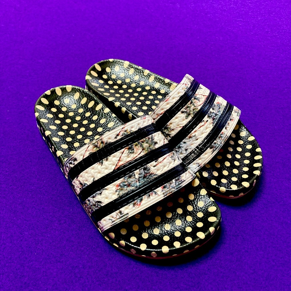 ADiDAS PALM TREE SLiPPERS